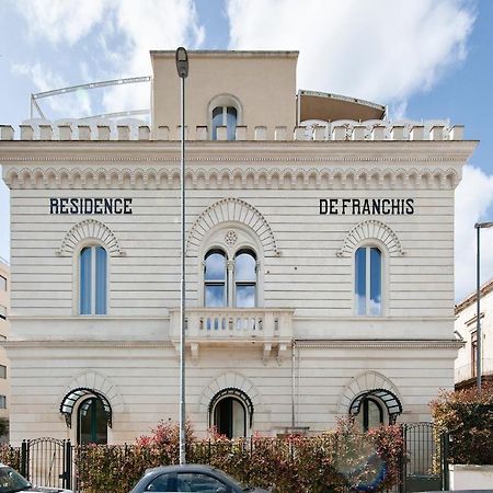 Residence De Franchis - Smart Apartments Lecce Esterno foto