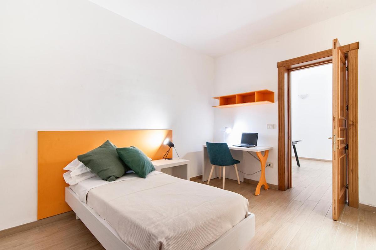 Residence De Franchis - Smart Apartments Lecce Esterno foto