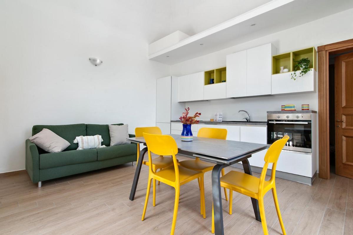 Residence De Franchis - Smart Apartments Lecce Esterno foto
