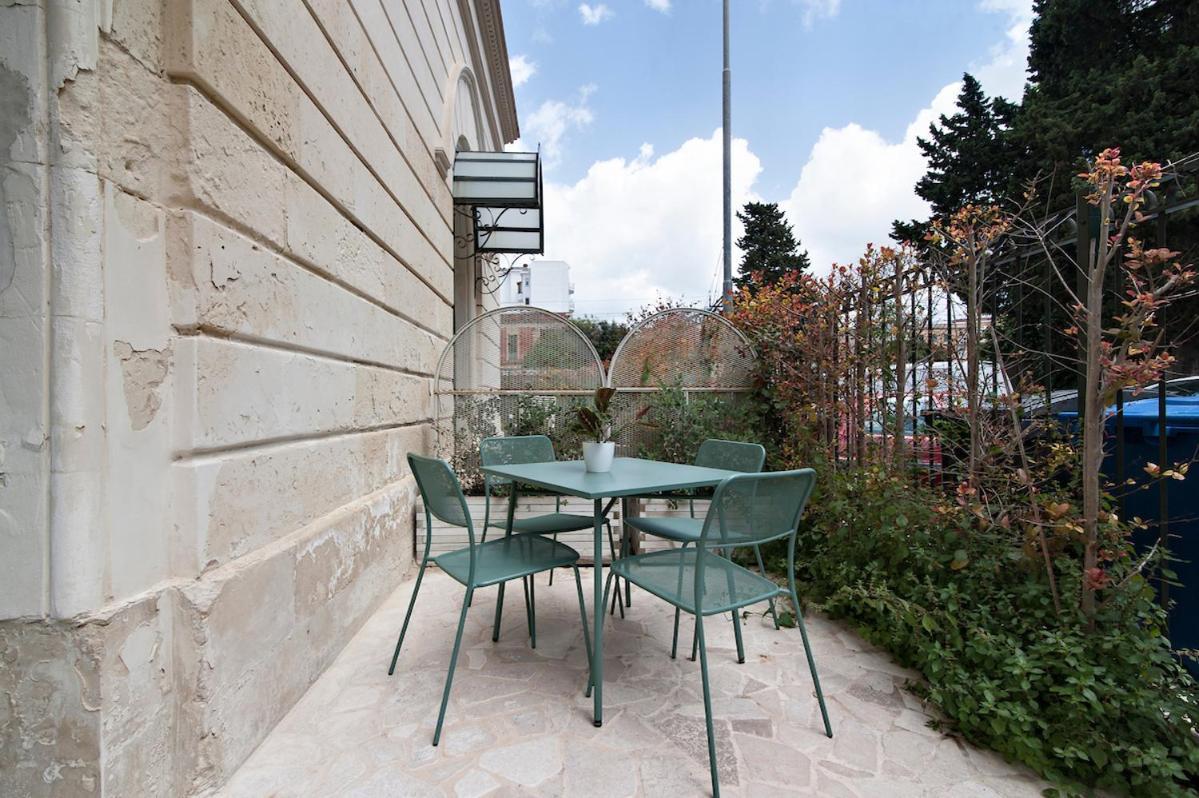 Residence De Franchis - Smart Apartments Lecce Esterno foto