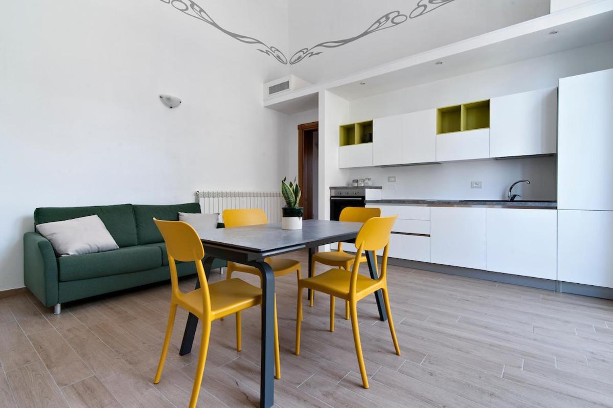 Residence De Franchis - Smart Apartments Lecce Esterno foto