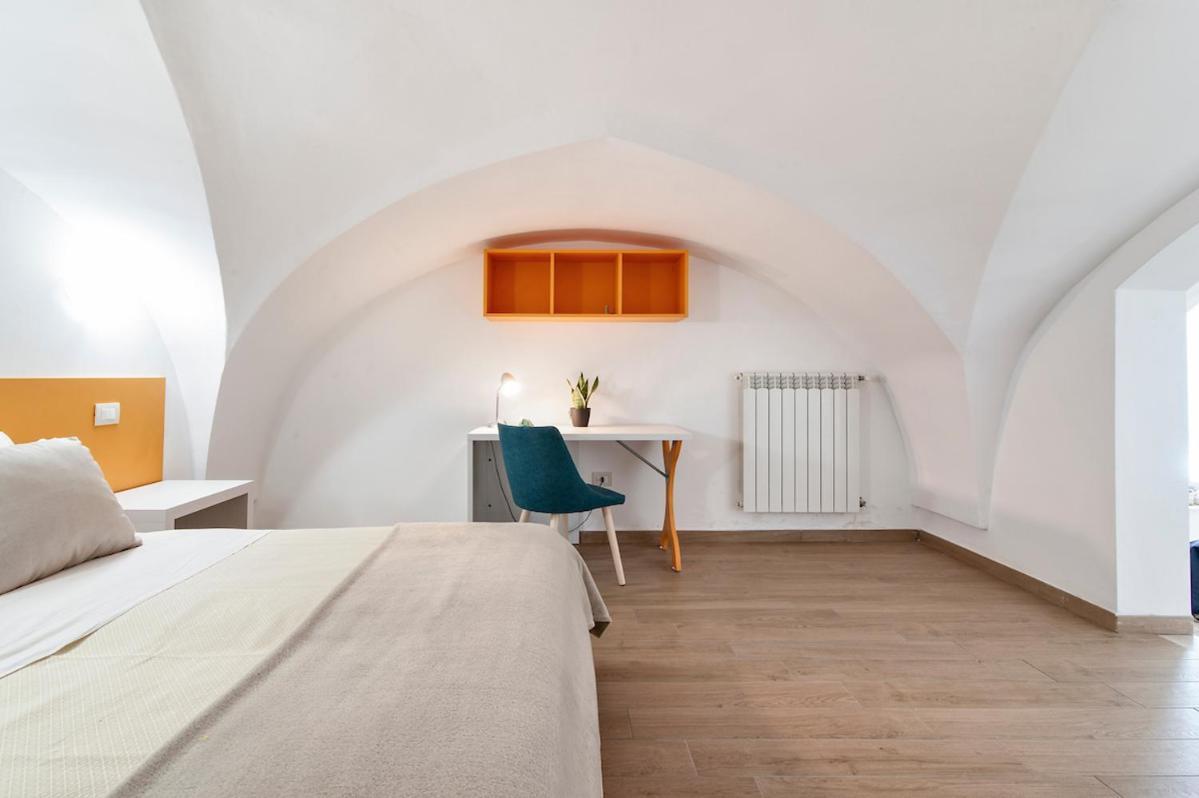 Residence De Franchis - Smart Apartments Lecce Esterno foto