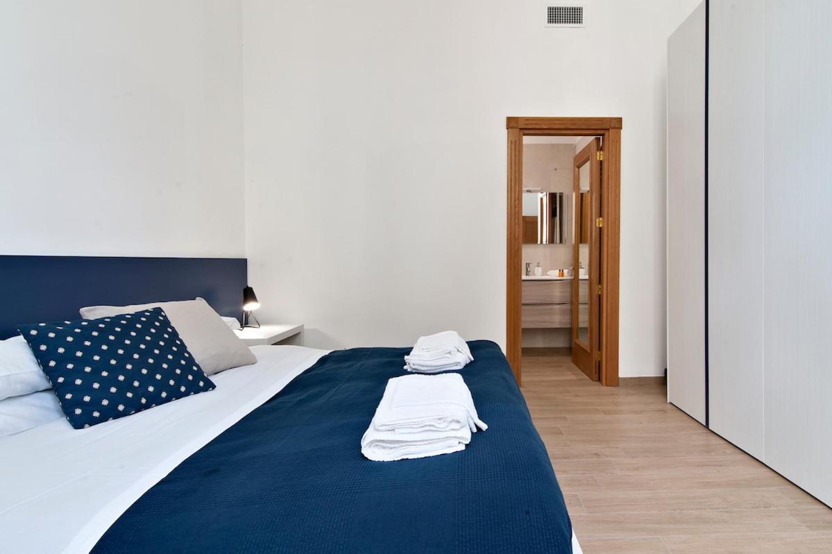 Residence De Franchis - Smart Apartments Lecce Esterno foto