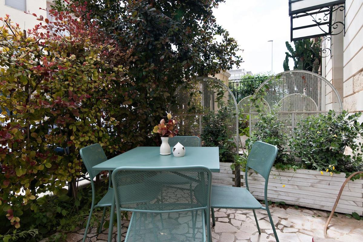 Residence De Franchis - Smart Apartments Lecce Esterno foto