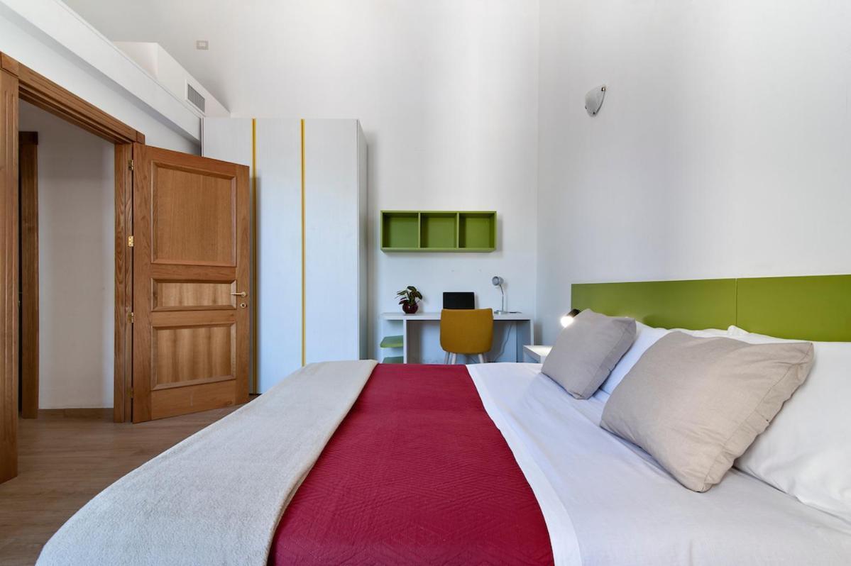Residence De Franchis - Smart Apartments Lecce Esterno foto
