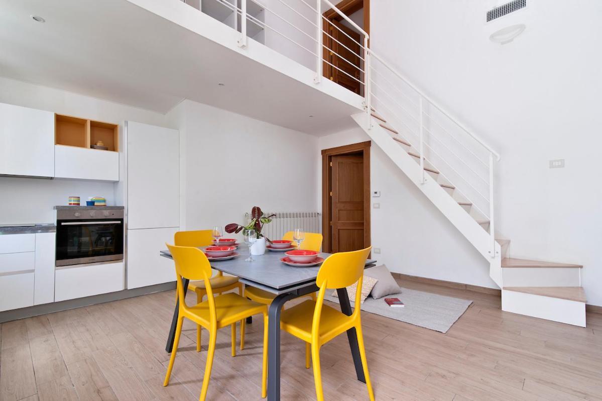 Residence De Franchis - Smart Apartments Lecce Esterno foto