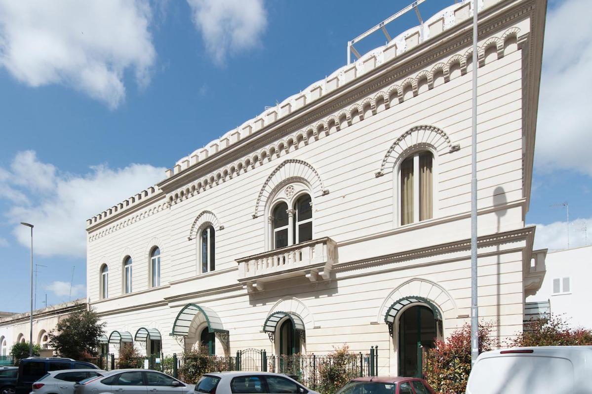 Residence De Franchis - Smart Apartments Lecce Esterno foto